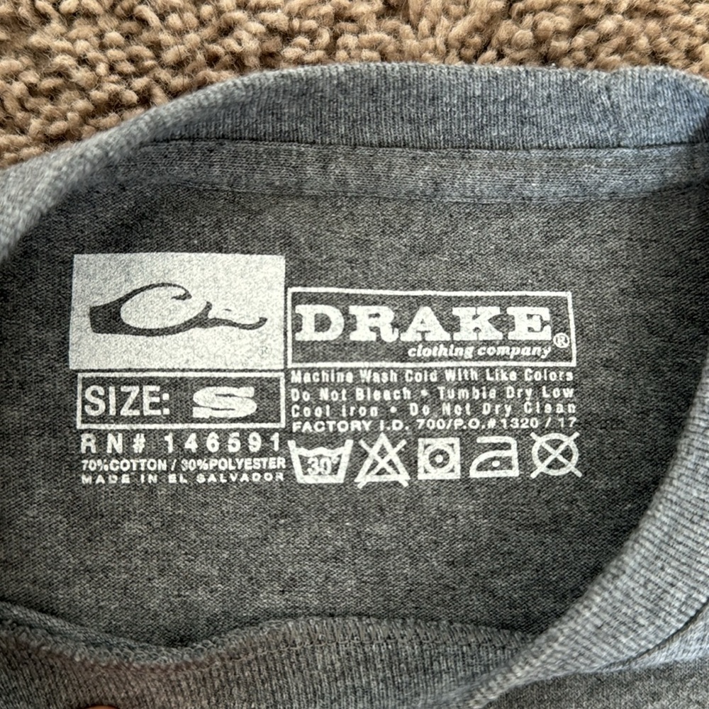 Drake Tee - Picture 5 of 6
